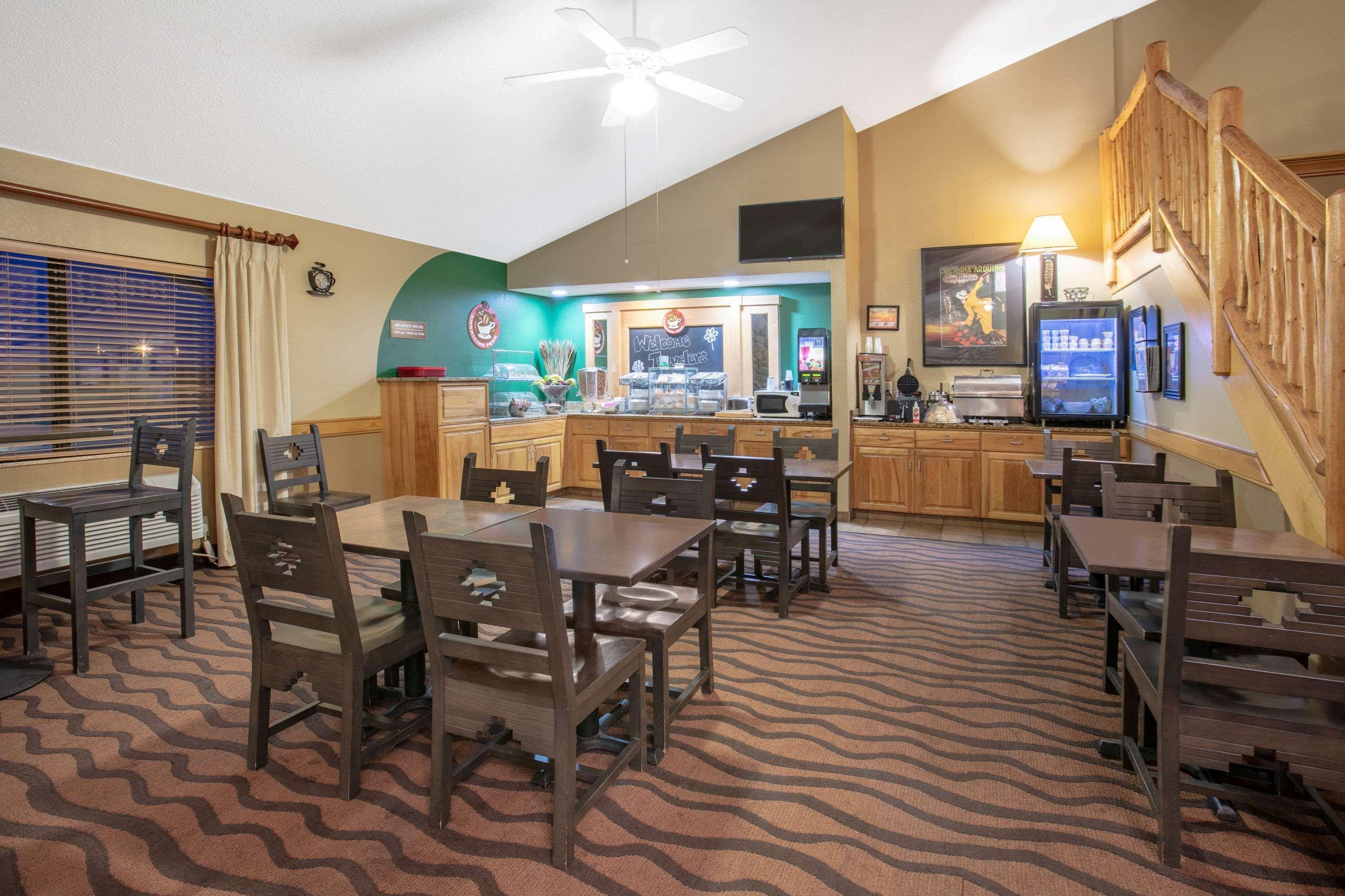 Americinn By Wyndham Sayre Экстерьер фото