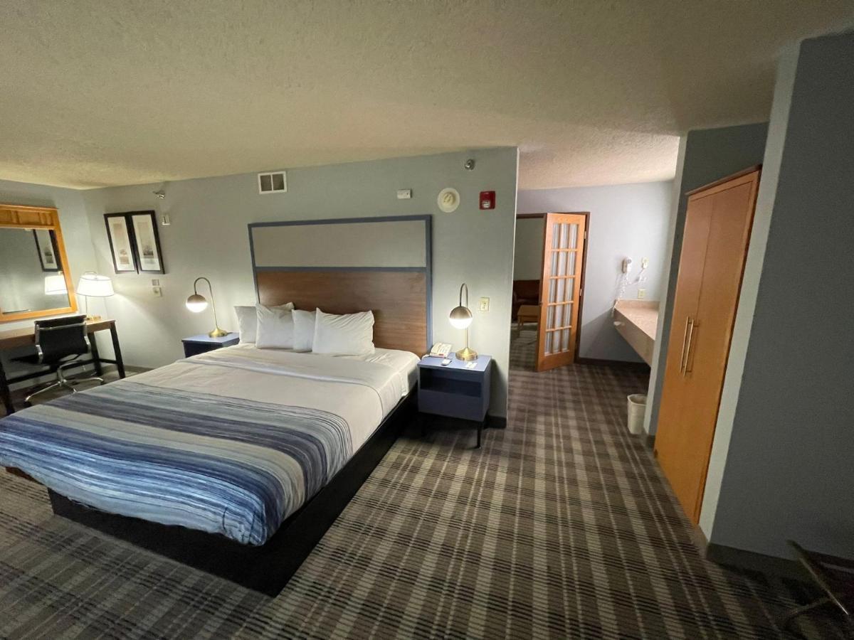 Americinn By Wyndham Sayre Экстерьер фото