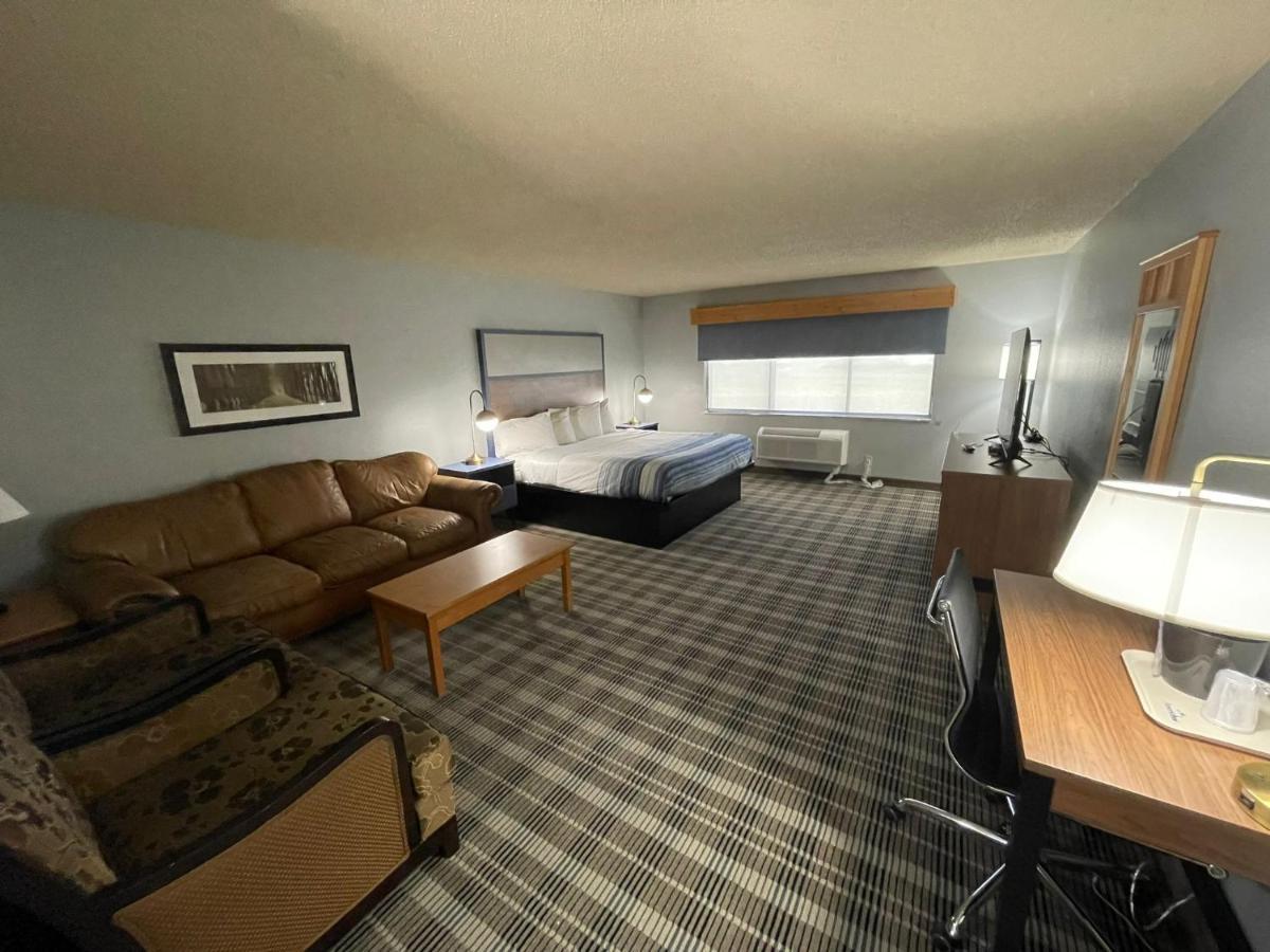 Americinn By Wyndham Sayre Экстерьер фото