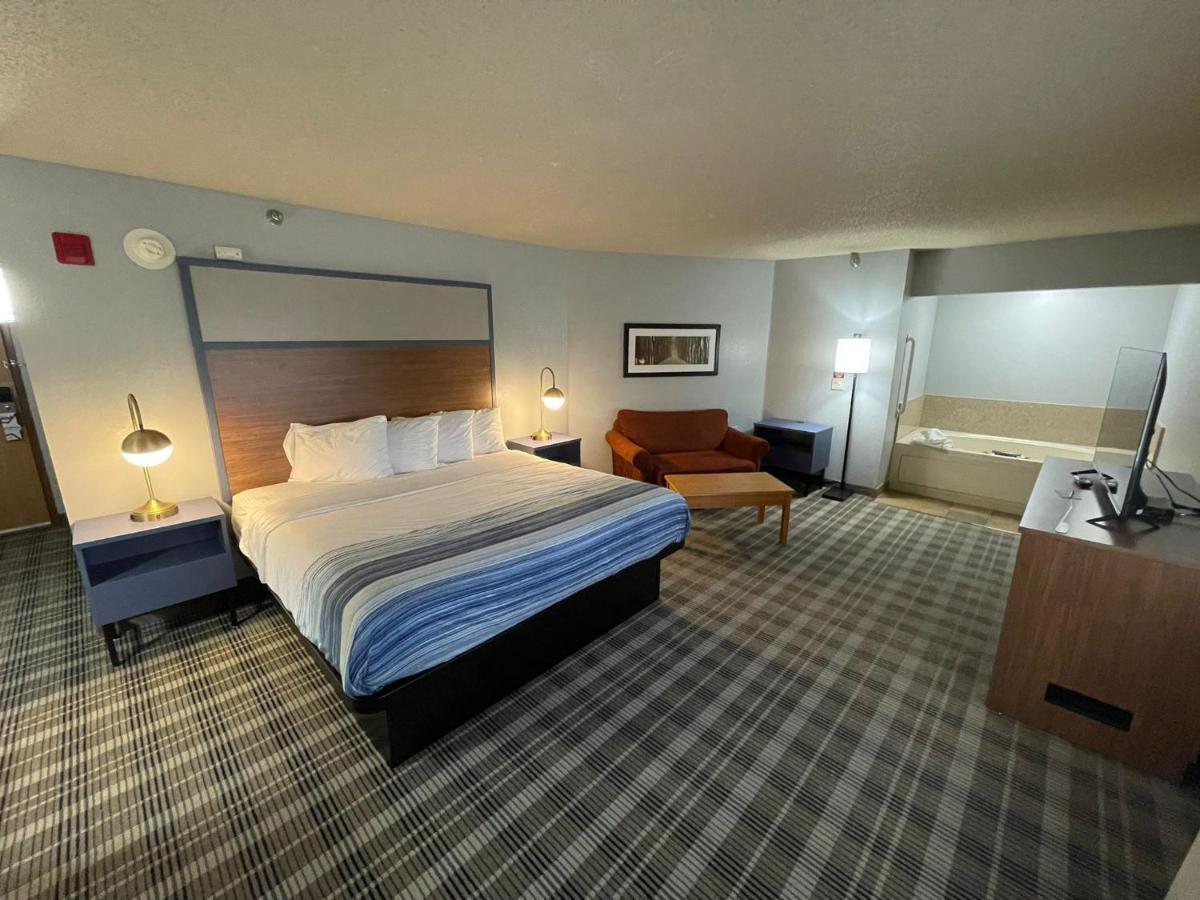 Americinn By Wyndham Sayre Экстерьер фото